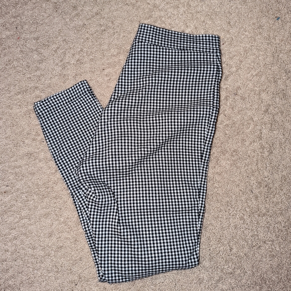 Urban Outfitters- Susie Plaid Pant - Picture 2 of 4